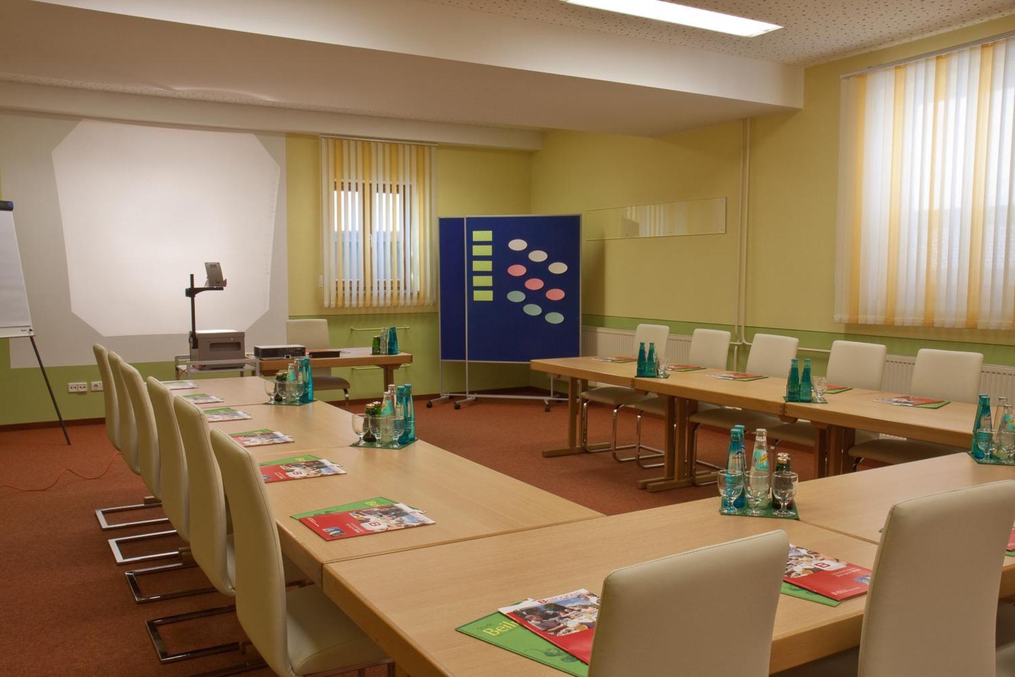 בילנגריס Hotel Zur Krone מראה חיצוני תמונה